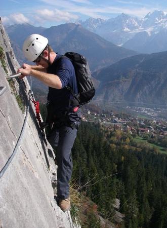 Using the via ferrata safety lanyards