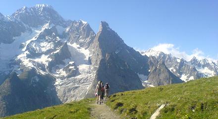 Icicle Tour Mont Blanc trek