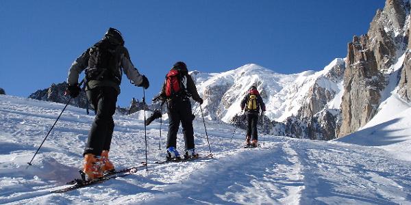 Intro Ski Touring & Backcountry group ski touring across to Pointe Helbronner